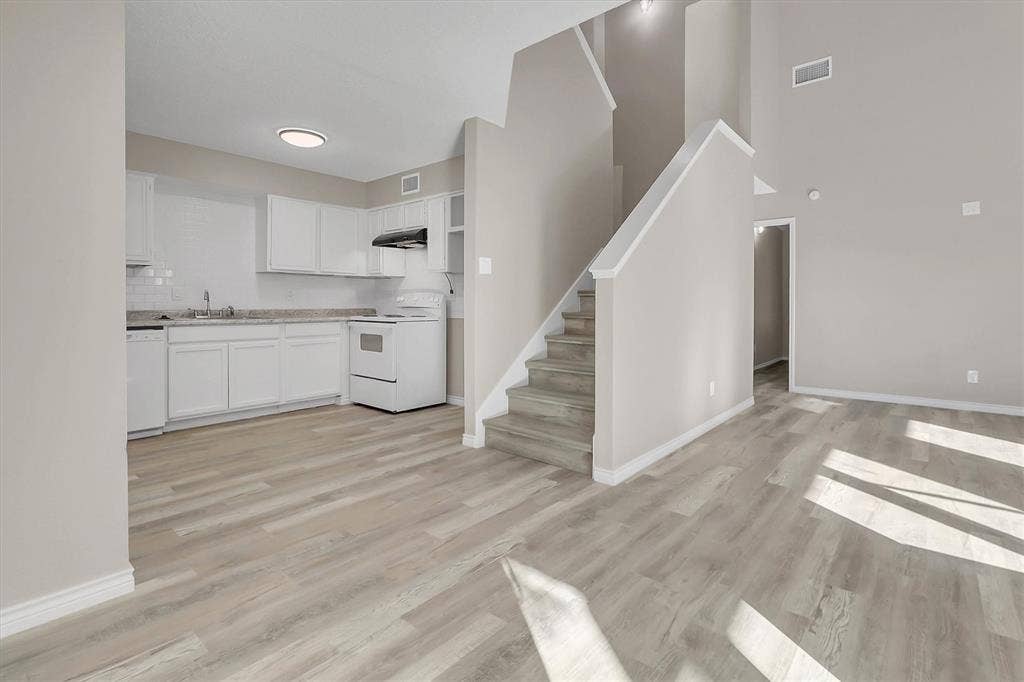 2434 Weatherby Drive, Mesquite, TX 75181