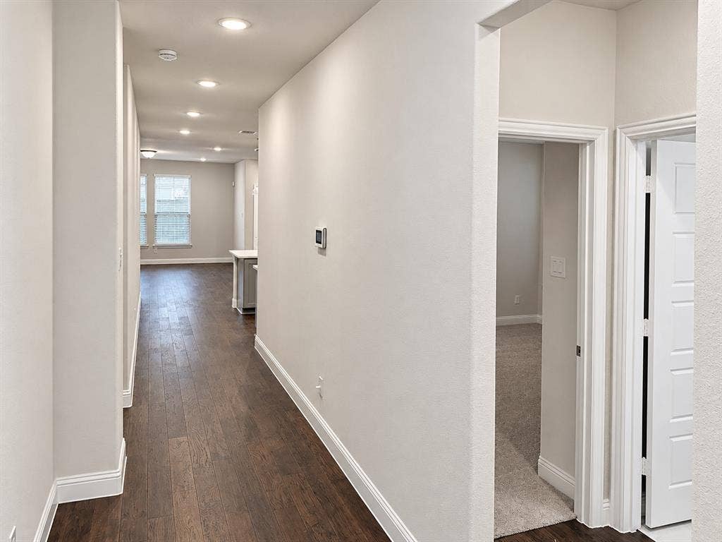 658 Erin Hills Drive, Red Oak, TX 75154