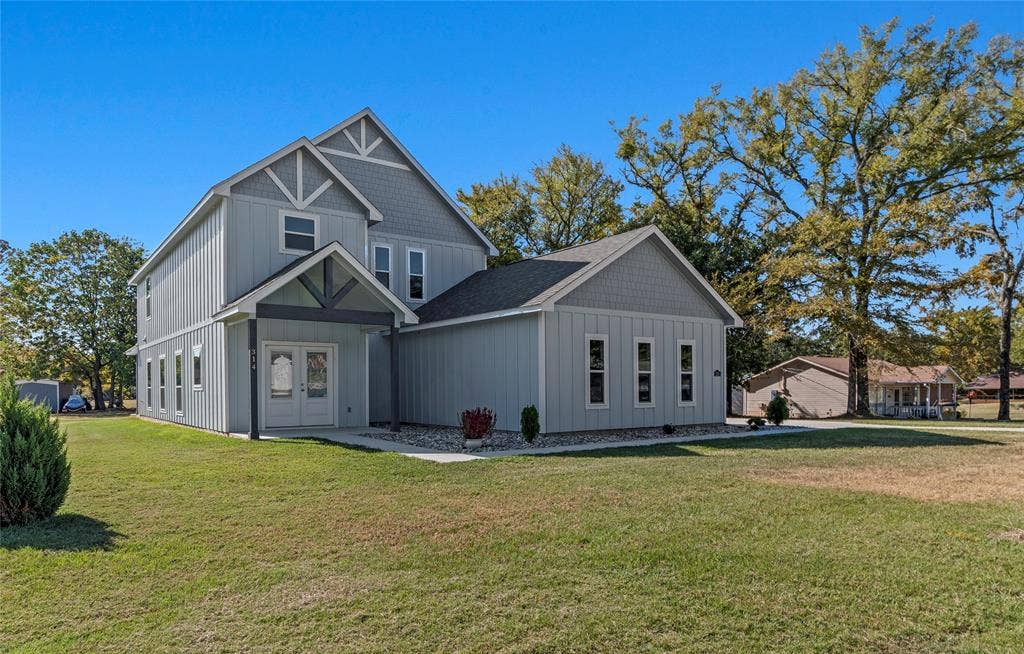 314 Oak Creek Drive, Tool, TX 75143