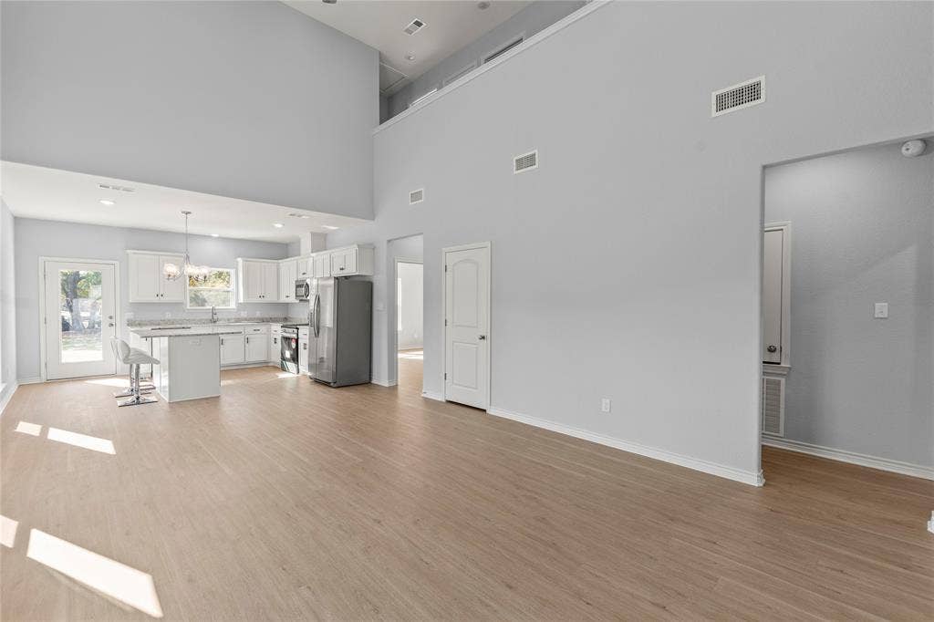 314 Oak Creek Drive, Tool, TX 75143