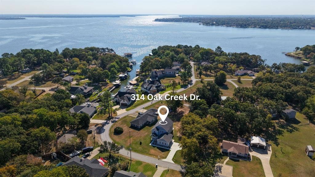 314 Oak Creek Drive, Tool, TX 75143