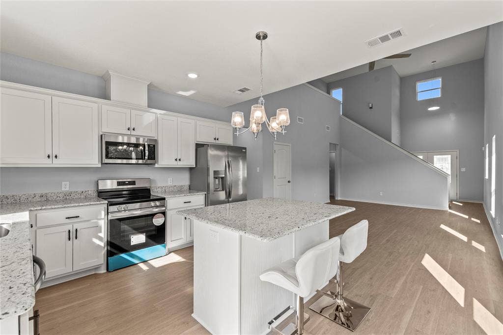 314 Oak Creek Drive, Tool, TX 75143