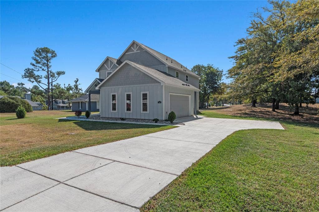 314 Oak Creek Drive, Tool, TX 75143