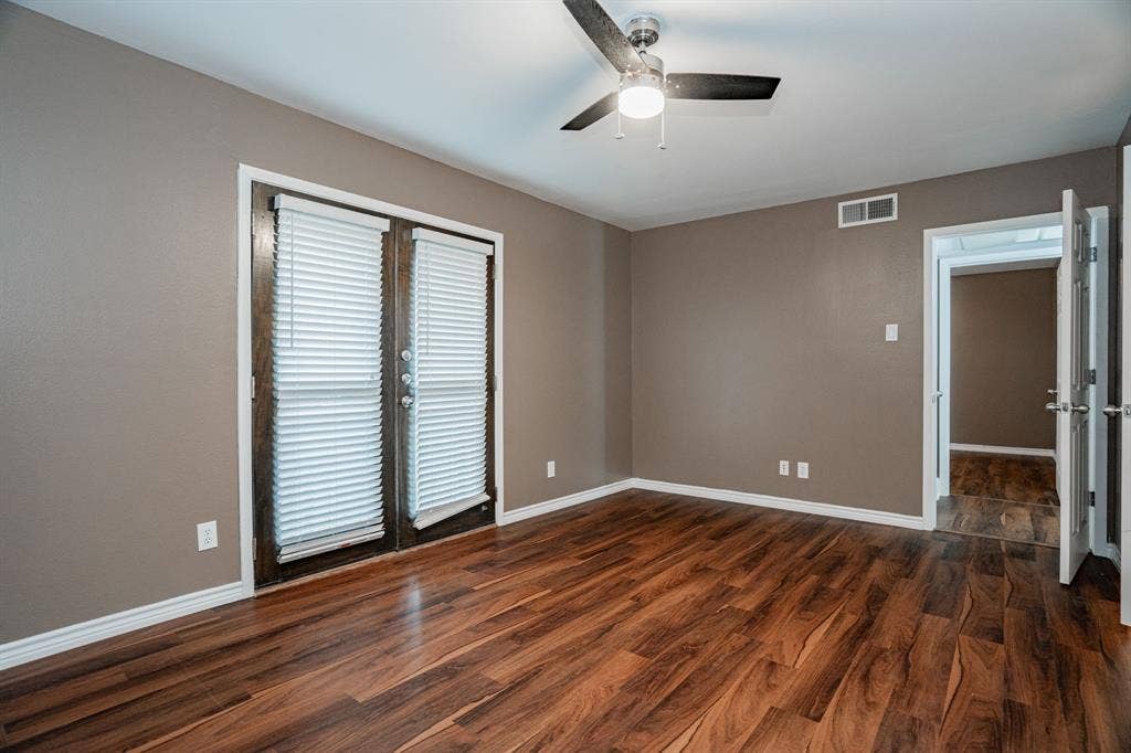 7809 Meadow Park Drive, #208, Dallas, TX 75230