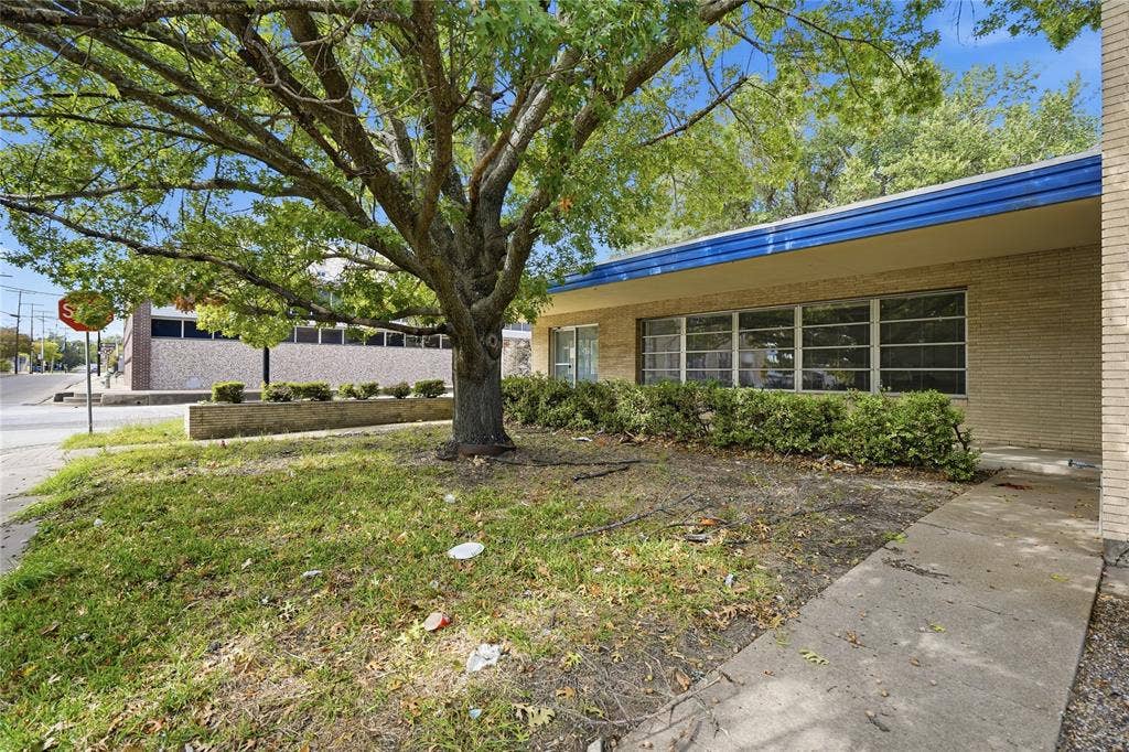 2615 Wesley Street, Greenville, TX 75401