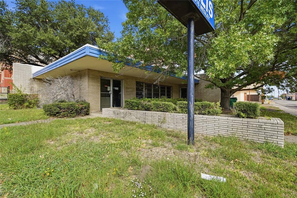2615 Wesley Street, Greenville, TX 75401