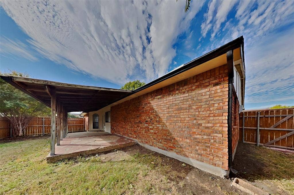 745 Cambridge Drive, Plano, TX 75023 745 Cambridge Drive, Plano, TX 75023