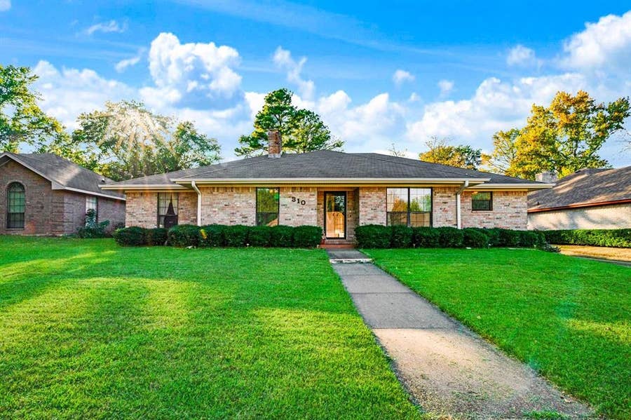 Property photo for 310 SE 35th, Paris, TX