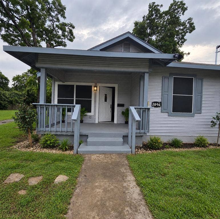 Property photo for 2846 Metropolitan Avenue, Dallas, TX