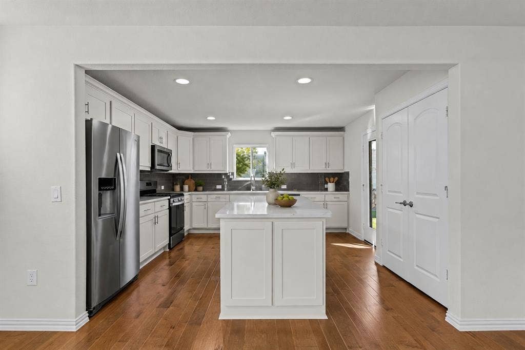 108 Sleepy Willow Lane, McKinney, TX 75071 Virtually Staged