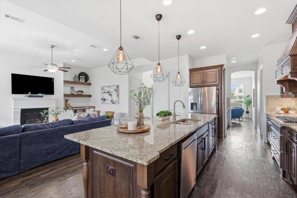 11192 Progreso Street, Frisco, TX 75035 11192 Progreso Street, Frisco, TX 75035