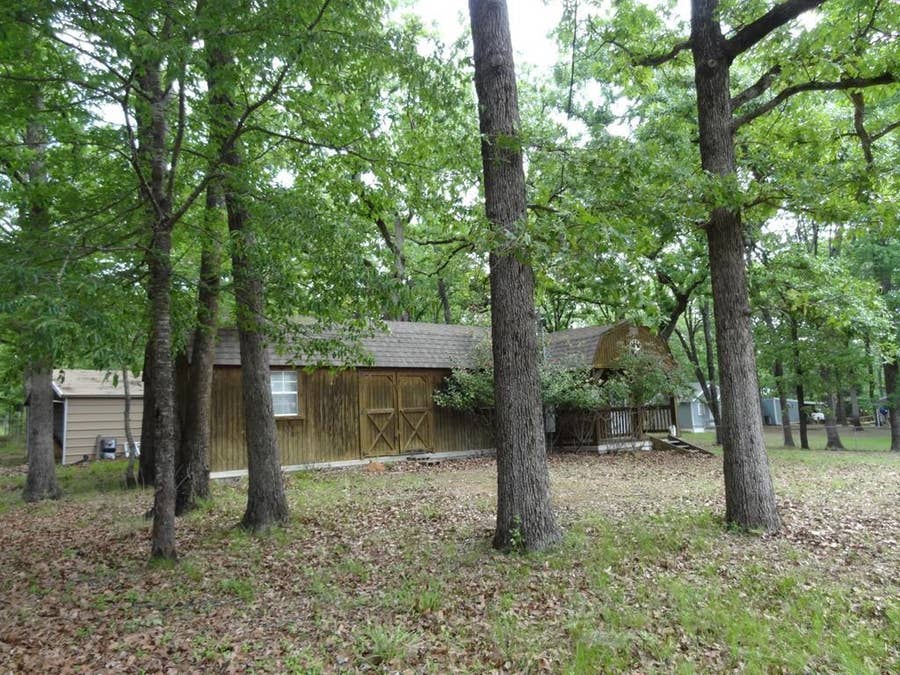 Property photo for 119 Oak Street, Mabank, TX