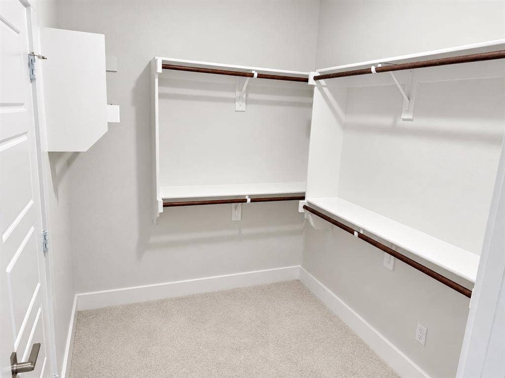 241 Poinsetta Drive, Palmer, TX 75152 241 Poinsetta Drive, Palmer, TX 75152