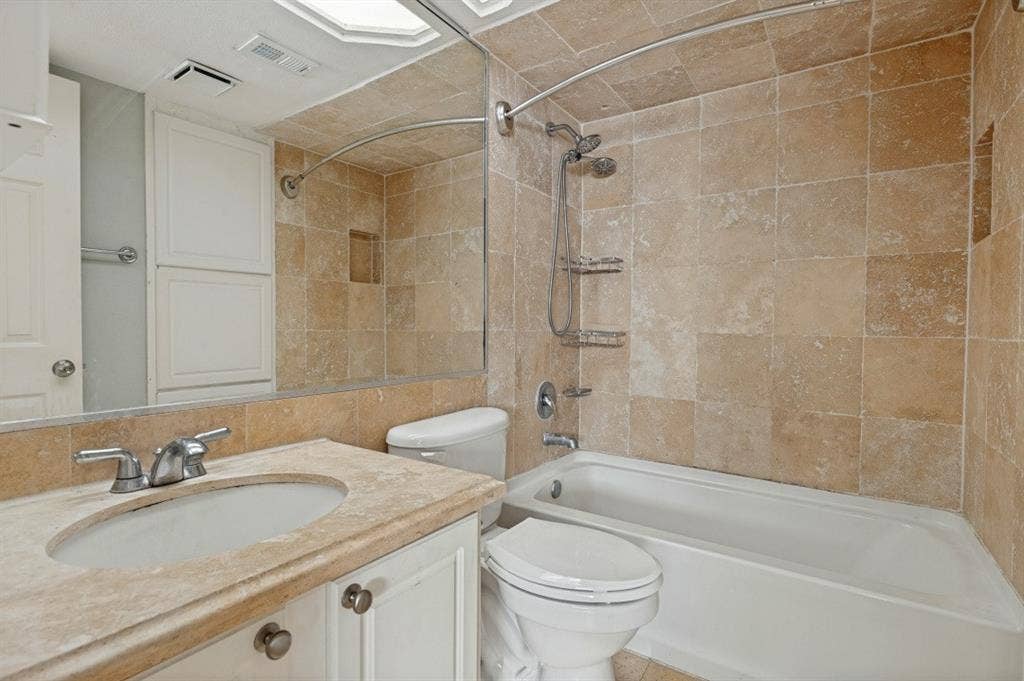 10213 Regal Oaks Drive, #216, Dallas, TX 75230 10213 Regal Oaks Drive, #216, Dallas, TX 75230