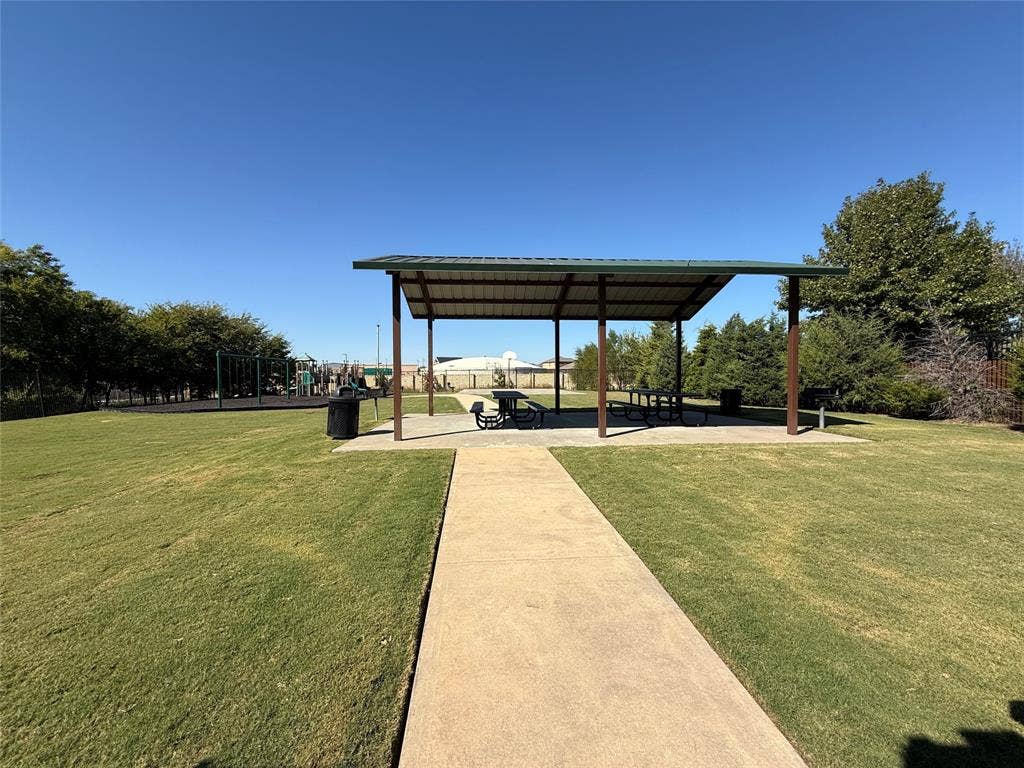 130 Prairie View Drive, Princeton, TX 75407 130 Prairie View Drive, Princeton, TX 75407