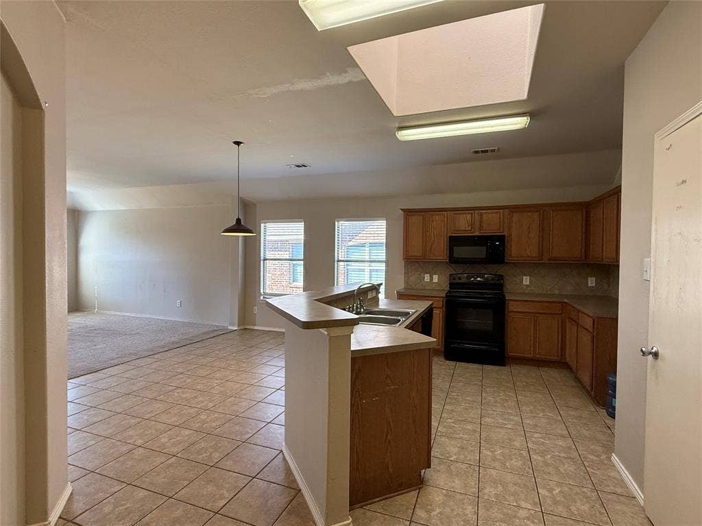 130 Prairie View Drive, Princeton, TX 75407 130 Prairie View Drive, Princeton, TX 75407