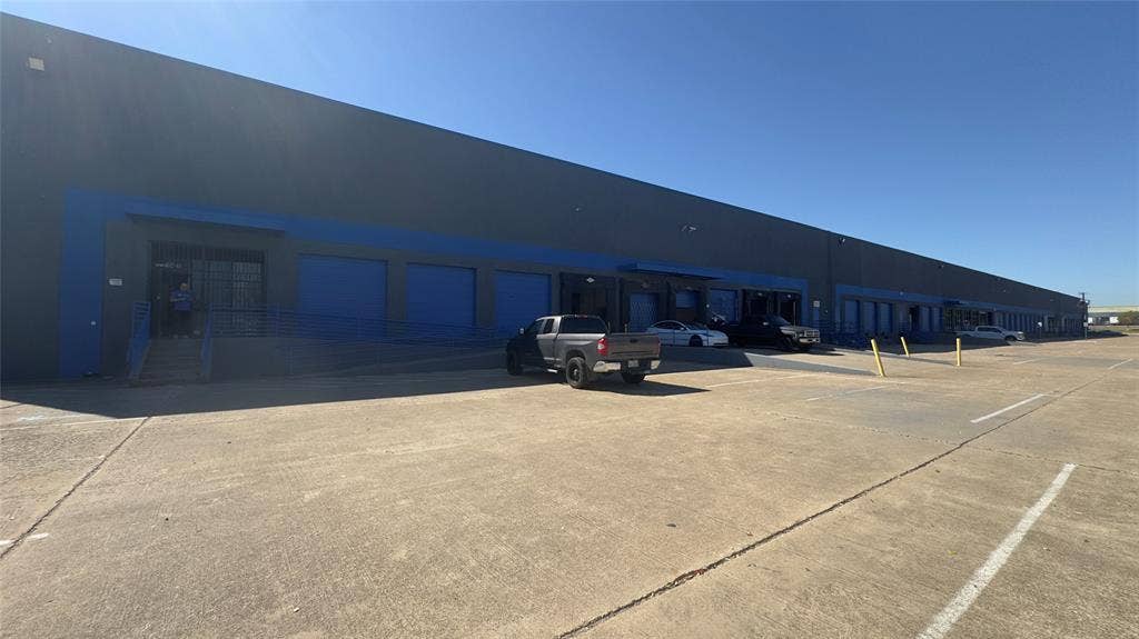 5050 Investment Drive, Dallas, TX 75236 5050 Investment Drive, Dallas, TX 75236