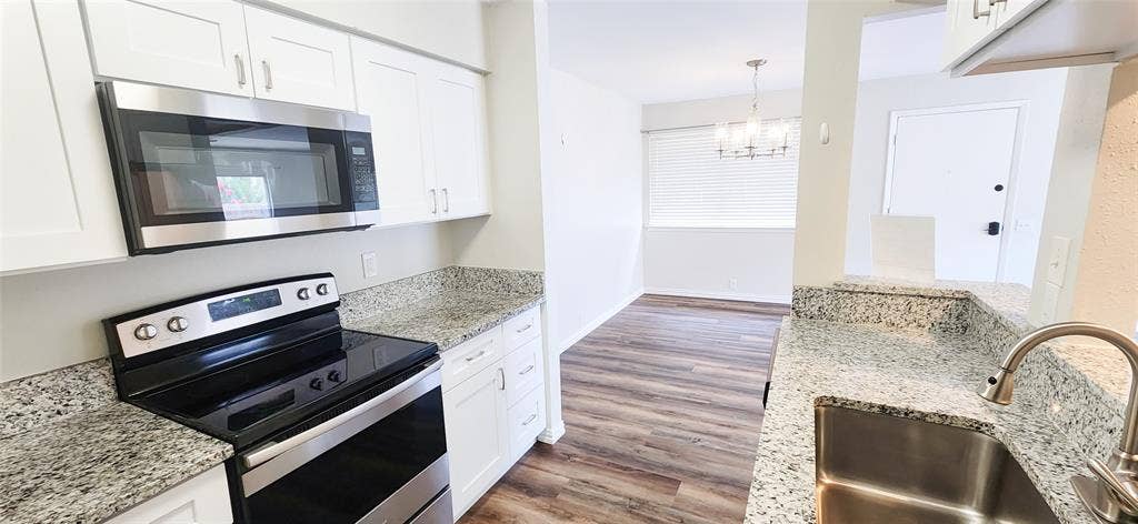 4402 Tophill Lane, Irving, TX 75038 4402 Tophill Lane, Irving, TX 75038