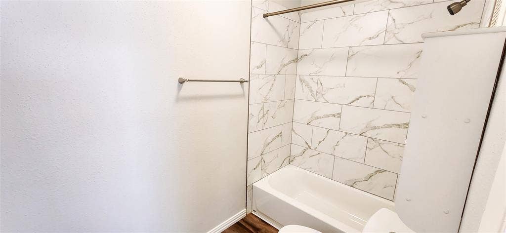 4402 Tophill Lane, Irving, TX 75038 4402 Tophill Lane, Irving, TX 75038
