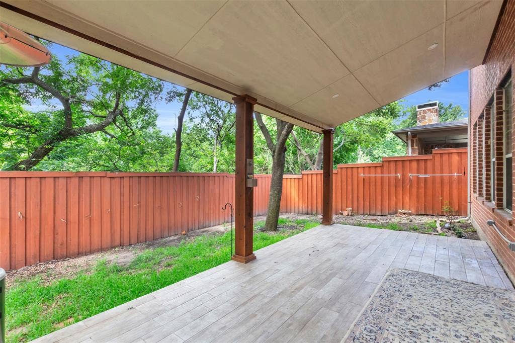 10910 Nevis Lane, Dallas, TX 75218 10910 Nevis Lane, Dallas, TX 75218