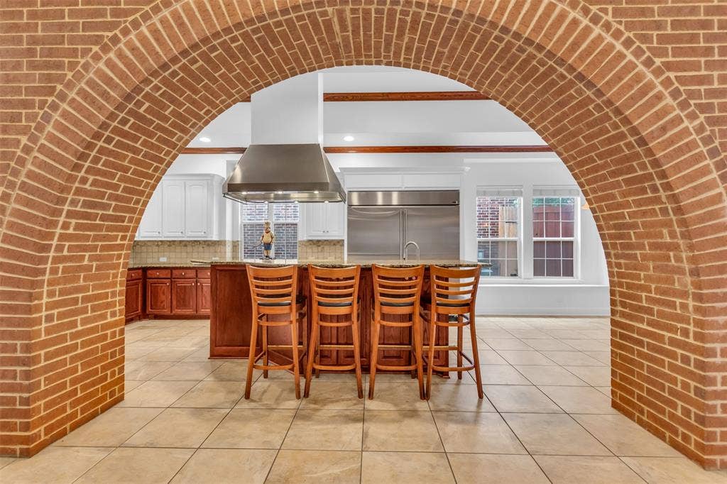 10910 Nevis Lane, Dallas, TX 75218 10910 Nevis Lane, Dallas, TX 75218