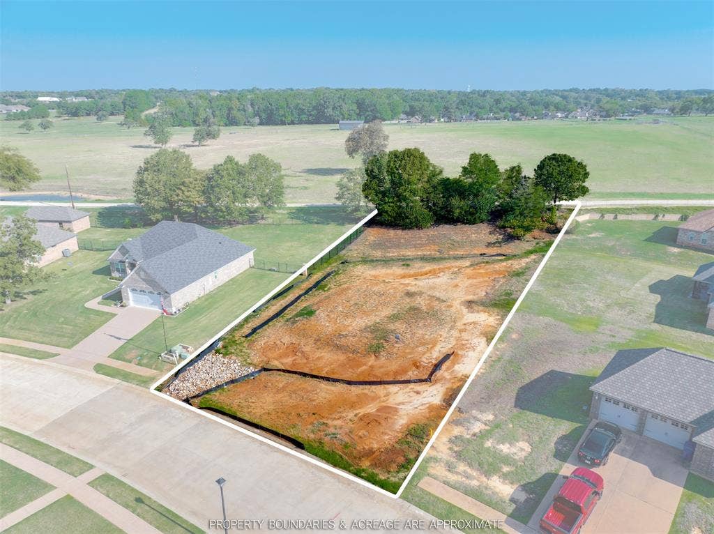 409 Corrigan Trails Boulevard, Lindale, TX 75771 409 Corrigan Trails Boulevard, Lindale, TX 75771