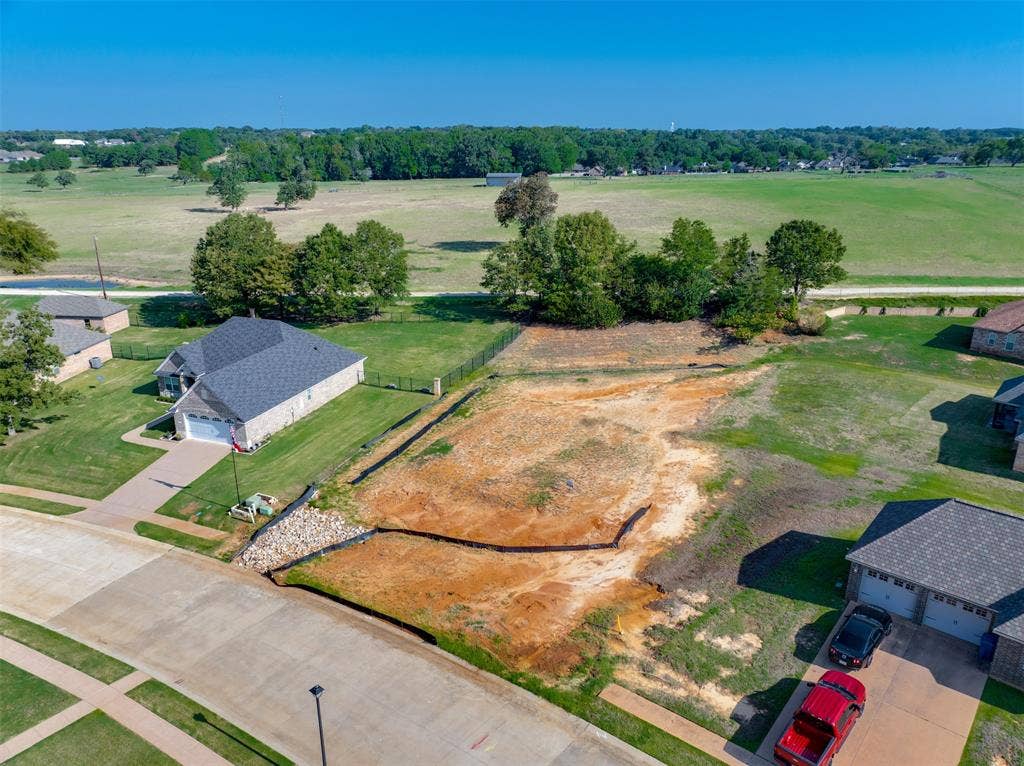 409 Corrigan Trails Boulevard, Lindale, TX 75771 409 Corrigan Trails Boulevard, Lindale, TX 75771