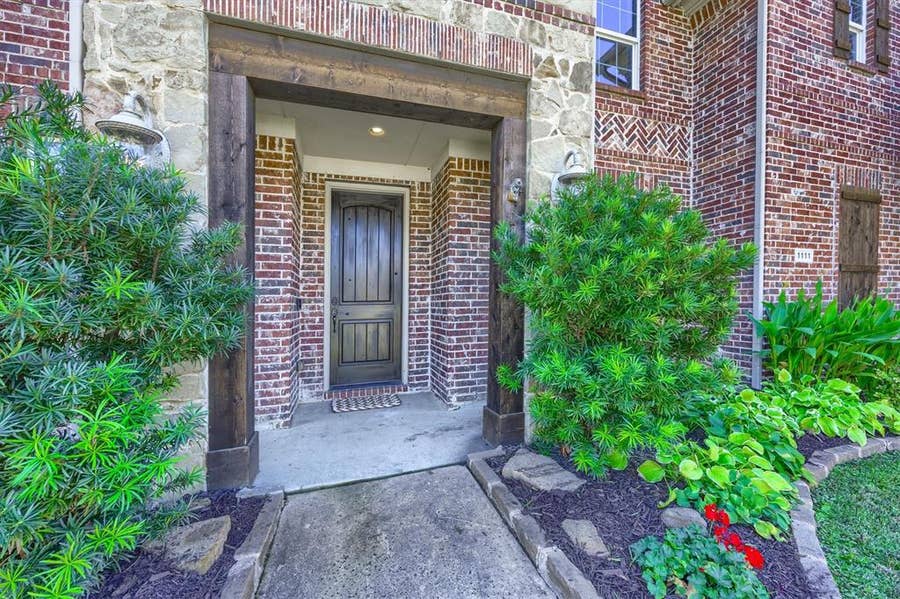 Property photo for 1111 Fossil Lake Drive, Frisco, TX