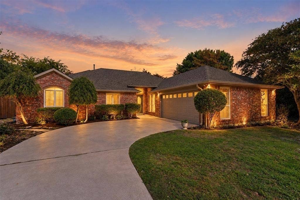 2418 Riverview Drive, McKinney, TX 75071
