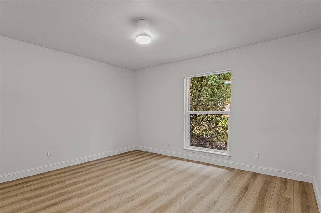 3745 Blue Trace Lane, Farmers Branch, TX 75244 3745 Blue Trace Lane, Farmers Branch, TX 75244