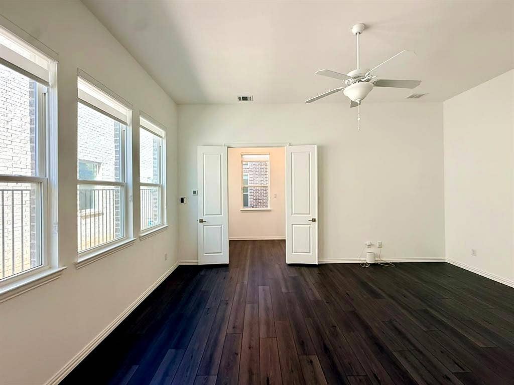 8705 Bethpage Drive, McKinney, TX 75070 8705 Bethpage Drive, McKinney, TX 75070