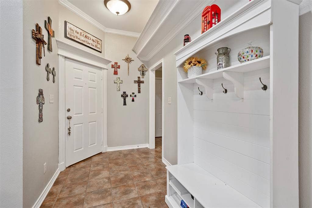 405 Husky Drive, Lindale, TX 75771 405 Husky Drive, Lindale, TX 75771