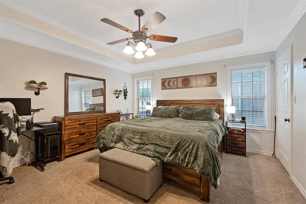 405 Husky Drive, Lindale, TX 75771 405 Husky Drive, Lindale, TX 75771