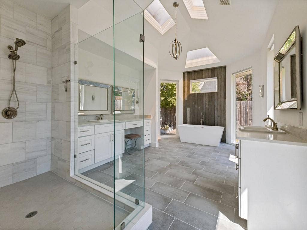 5611 Richmond Avenue, Dallas, TX 75206 5611 Richmond Avenue, Dallas, TX 75206