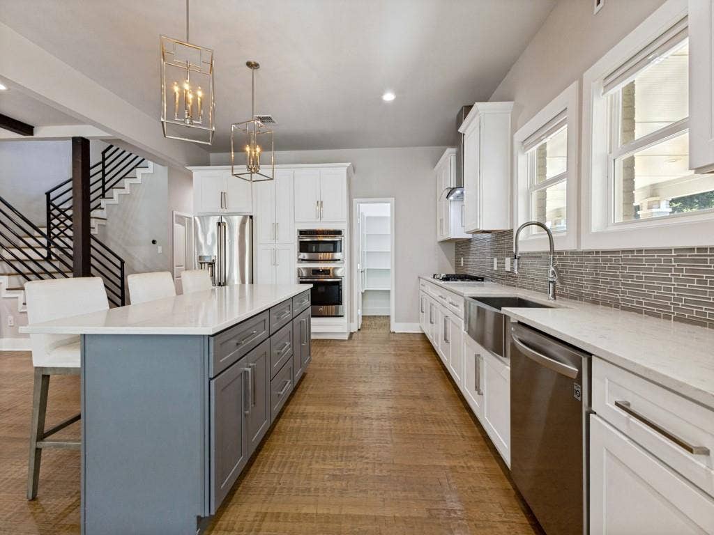 5611 Richmond Avenue, Dallas, TX 75206 5611 Richmond Avenue, Dallas, TX 75206