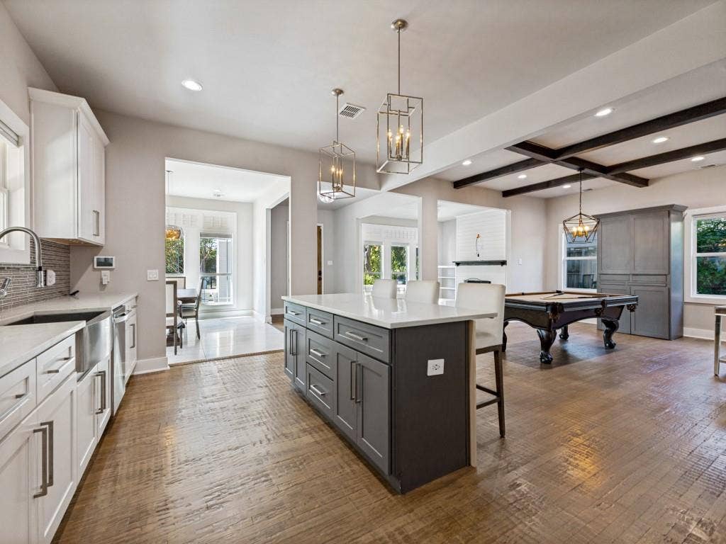 5611 Richmond Avenue, Dallas, TX 75206 5611 Richmond Avenue, Dallas, TX 75206