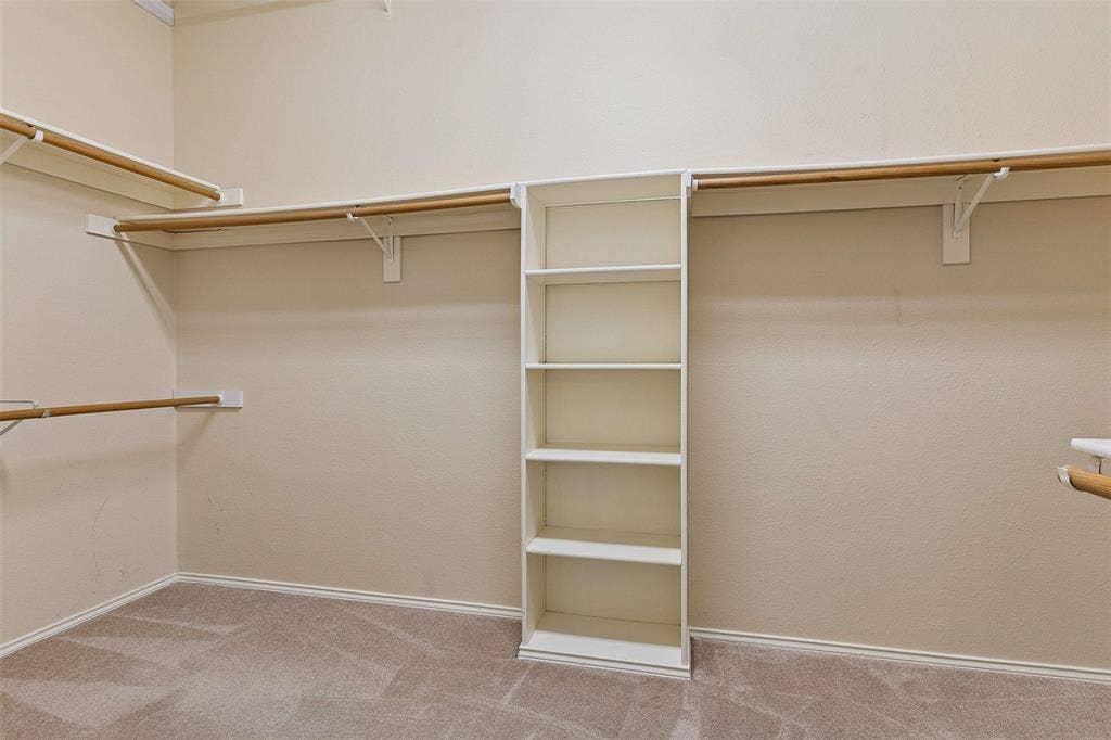2104 Gent Drive, Plano, TX 75025 2104 Gent Drive, Plano, TX 75025