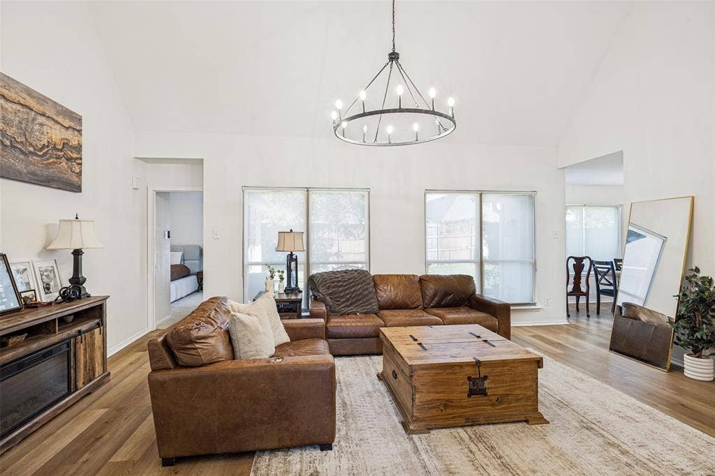 8205 Pacific Pearl Drive, Rowlett, TX 75089 8205 Pacific Pearl Drive, Rowlett, TX 75089