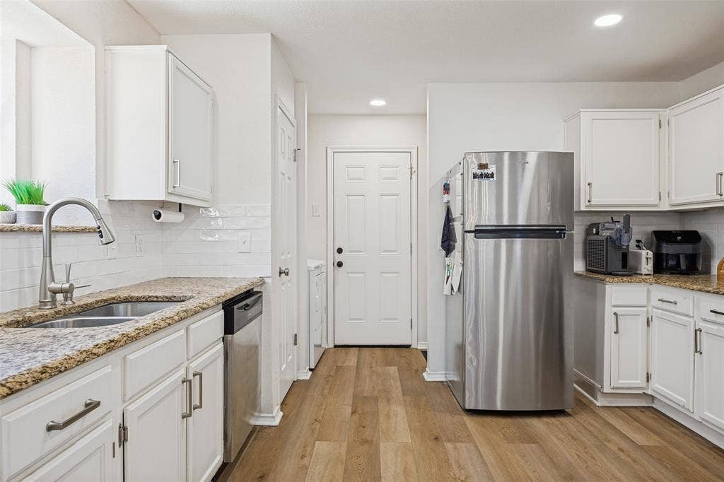 8205 Pacific Pearl Drive, Rowlett, TX 75089 8205 Pacific Pearl Drive, Rowlett, TX 75089