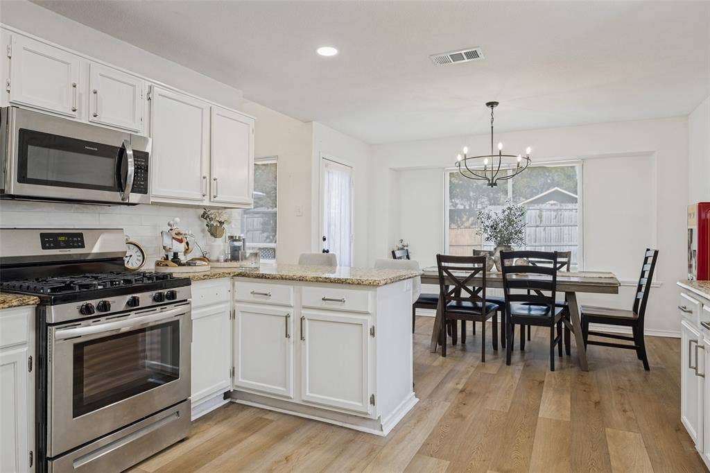 8205 Pacific Pearl Drive, Rowlett, TX 75089 8205 Pacific Pearl Drive, Rowlett, TX 75089