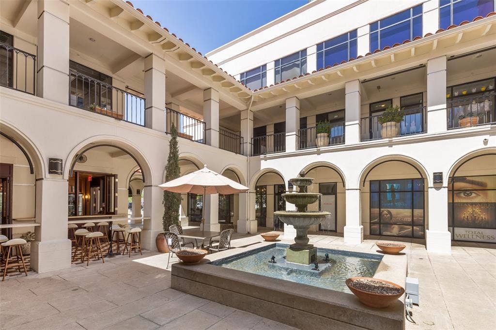 4310 Buena Vista Street, #24, Dallas, TX 75205