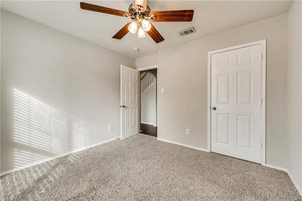 409 Knoll Park Court, McKinney, TX 75072 409 Knoll Park Court, McKinney, TX 75072