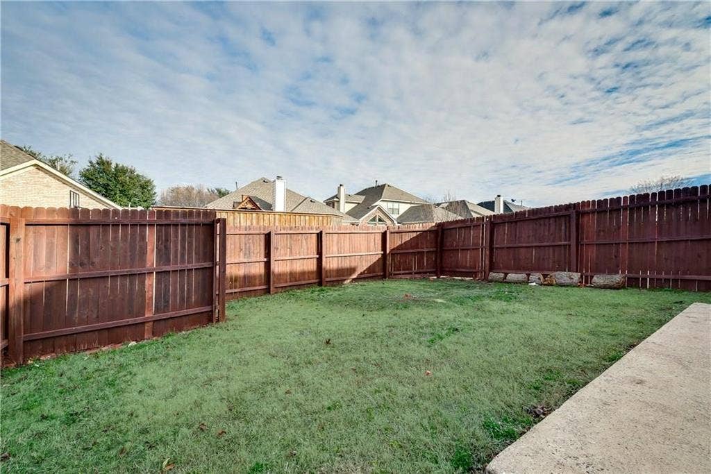 409 Knoll Park Court, McKinney, TX 75072 409 Knoll Park Court, McKinney, TX 75072