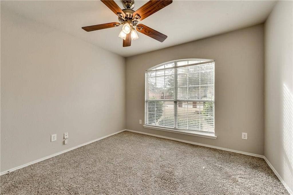409 Knoll Park Court, McKinney, TX 75072 409 Knoll Park Court, McKinney, TX 75072