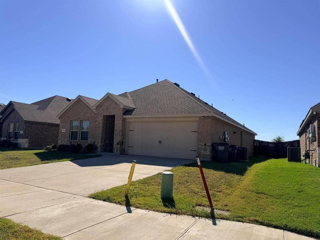 701 Summit Pass Lane, Princeton, TX 75407