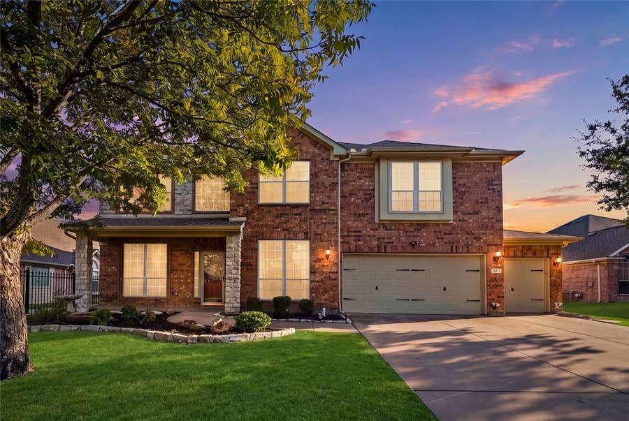 Property photo for 2471 Somervell Trail, Grand Prairie, TX