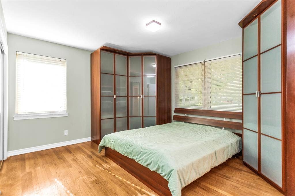 924 Sylvania Drive, Dallas, TX 75218