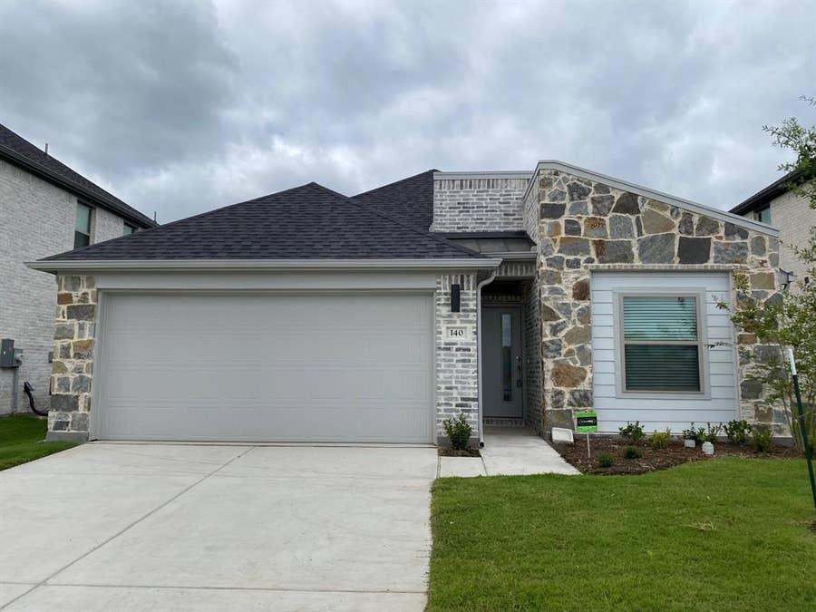 Property photo for 140 Mandarin Street, Forney, TX