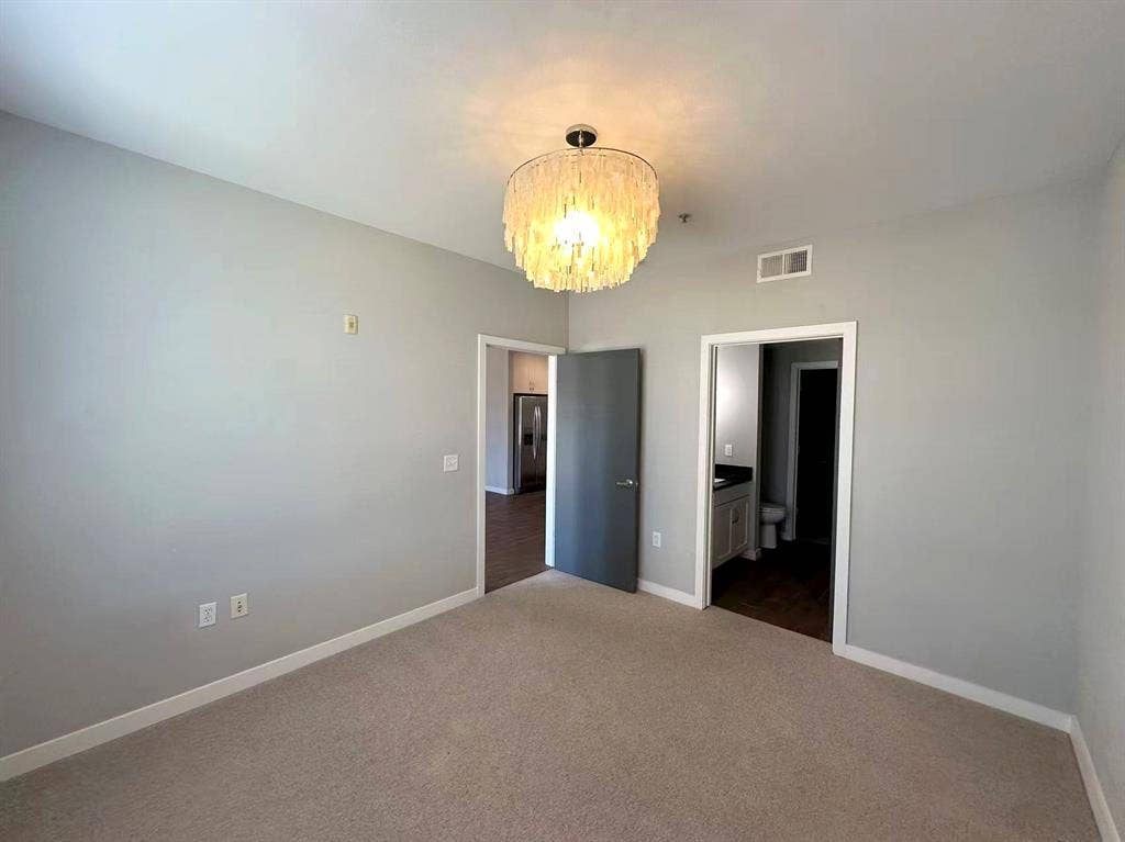5609 Smu Boulevard, #305, Dallas, TX 75206 5609 Smu Boulevard, #305, Dallas, TX 75206