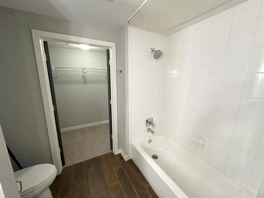 5609 Smu Boulevard, #305, Dallas, TX 75206 5609 Smu Boulevard, #305, Dallas, TX 75206